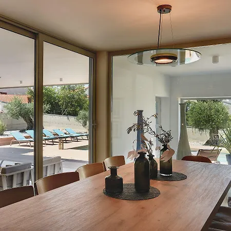 Traumvilla Mit Blick Auf Brijuni Inseln, Privatem Pool Semesterbostad *