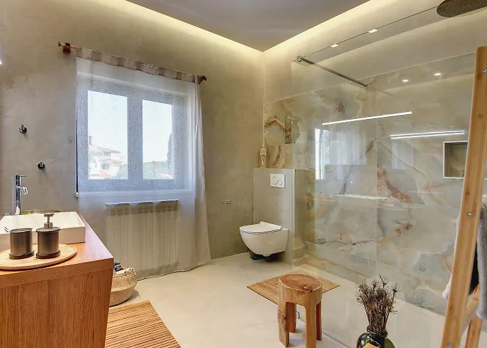 Vakantiehuis Traumvilla Mit Blick Auf Brijuni Inseln, Privatem Pool Štinjan