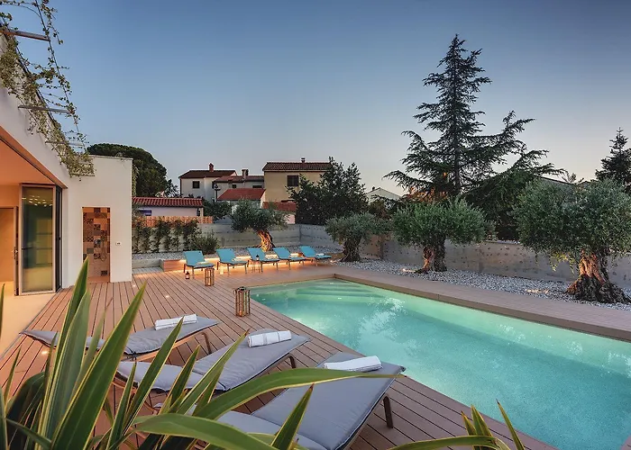 Vakantiehuis Traumvilla Mit Blick Auf Brijuni Inseln, Privatem Pool *