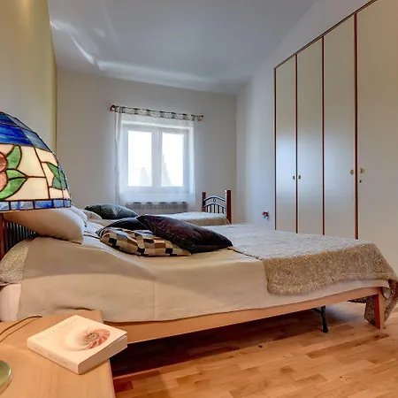 Traumvilla Mit Blick Auf Brijuni Inseln, Privatem Pool Holiday home